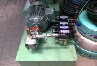 Trạm nguồn thủy lực 300 lít